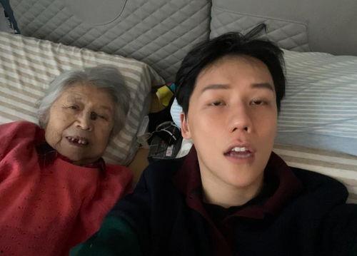 刘维姥姥爆料男孩视频播放,男孩视频引发热议,真相究竟如何? 第2张 刘维姥姥爆料男孩视频播放,男孩视频引发热议,真相究竟如何? 第2张