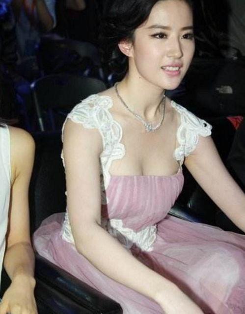 柳岩回应爆料刘亦菲视频,真相大白，还原事件始末  第3张